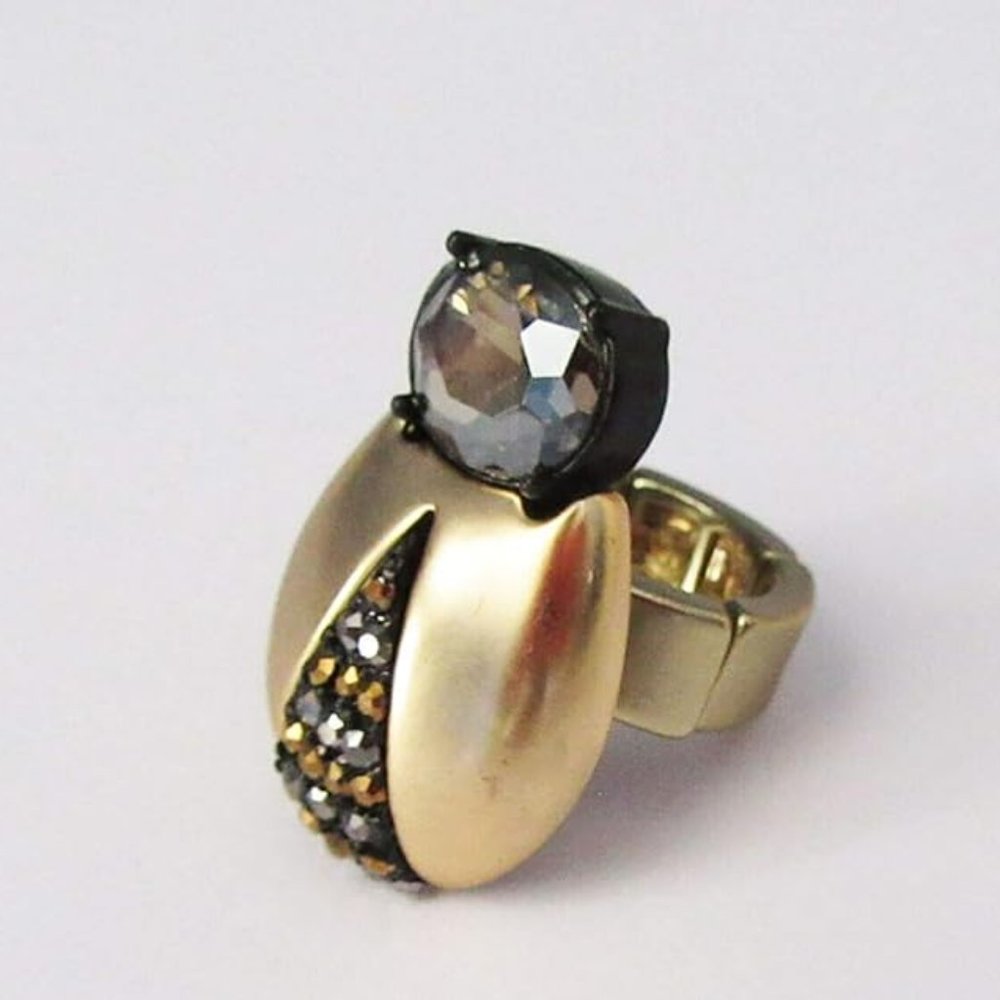 A-248 Chico's Jewelry Bug Crystals Stretch Ring in Gold Fits Size 7-9